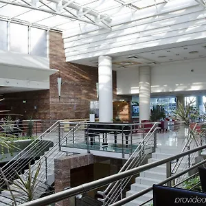 Отель Vip Executive Entrecampos & Conference, Лиссабон